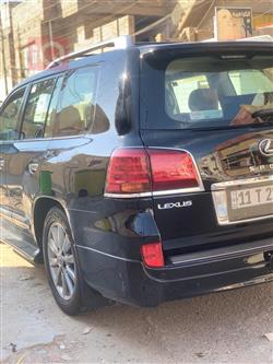 Lexus LX